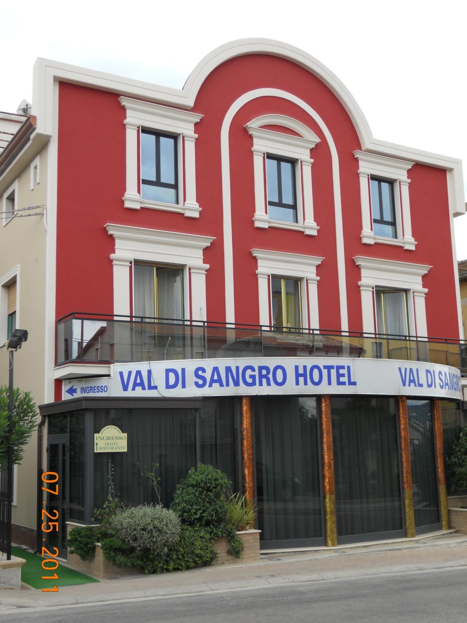 Hotel Val Di Sangro Perano エクステリア 写真